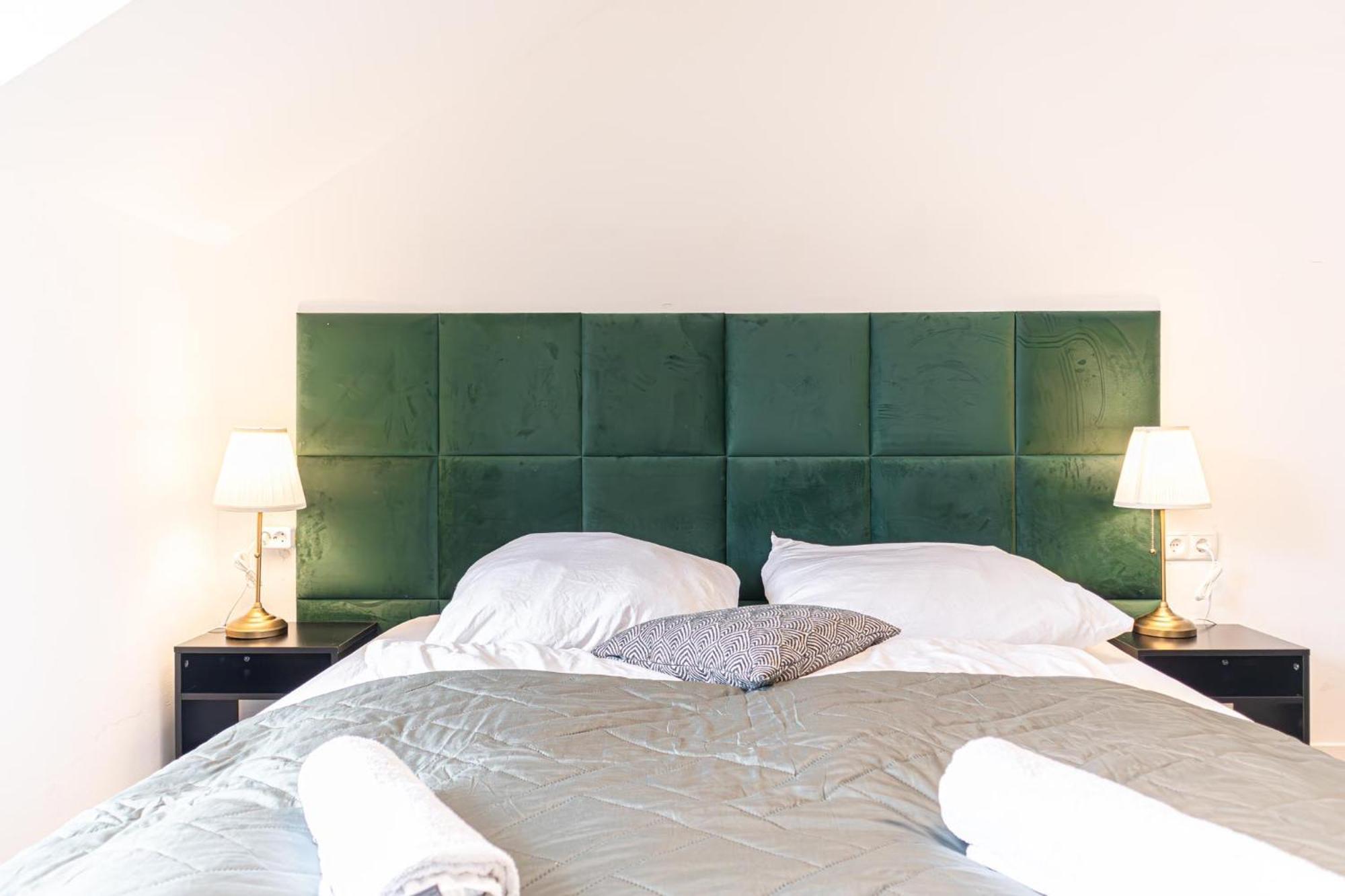 Convenient 2Br Apt. Near U6 Station Am Schoepfwerk Wien Eksteriør billede